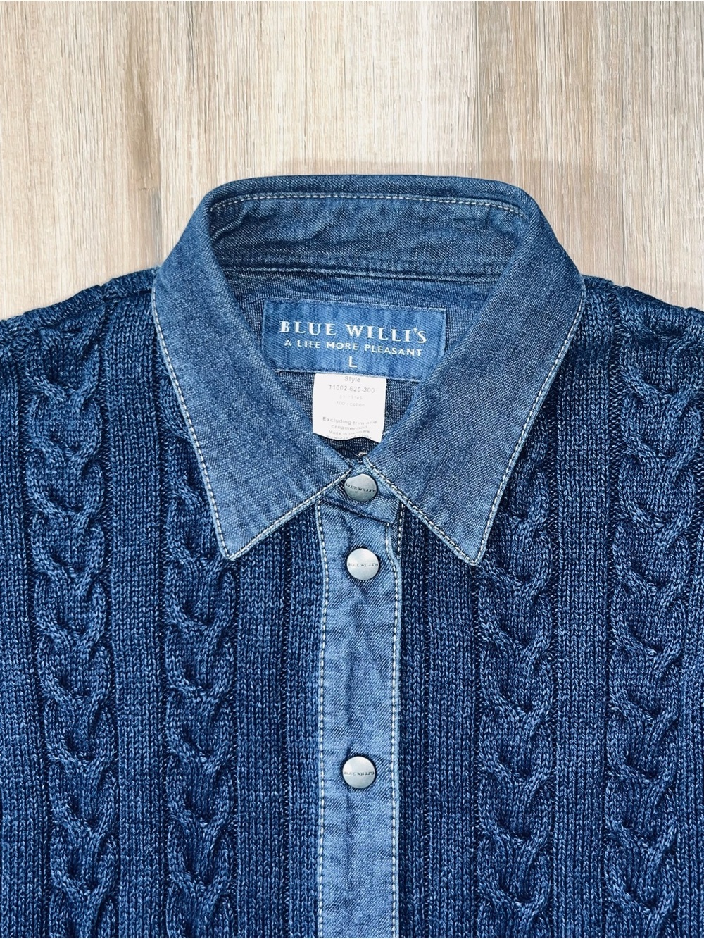 Blue Willi’s Women’s Cable Stitch Denim Trim Snap Front Cardigan Sweater Size L - Picture 3 of 6